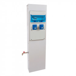 Borne de camping métallique avec 2 prises 10A + 1 robinet